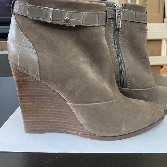 Coach - Suede Melody Wedge Booties - Picture 4 of 10